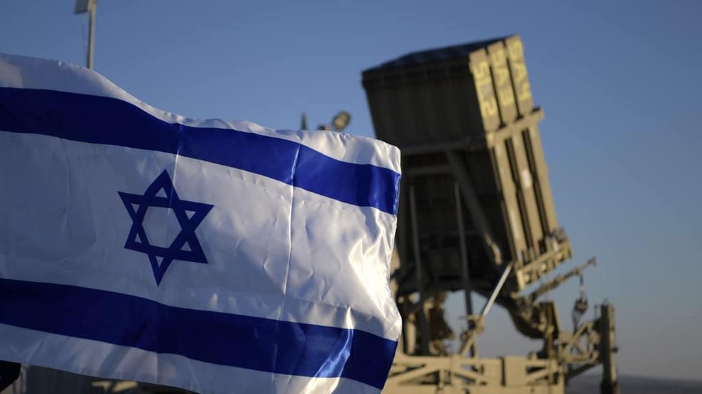 Israel Missiles - 1EarthMedia Israel Iron Dome Missiles
