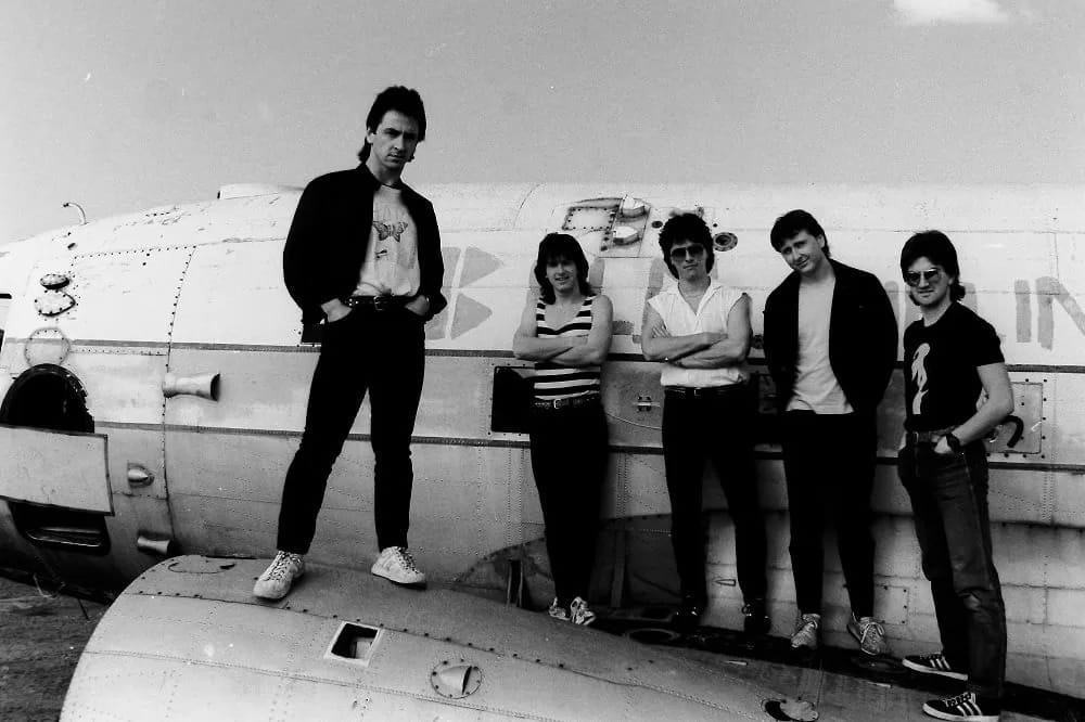 277244380_5195427030480158_8373700798887832932_n-1 - 1EarthMedia Randall Waller, Avion © Mark Anning photo 1985