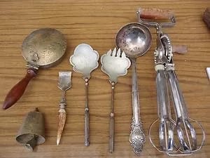 DelinquentAccount - 1EarthMedia stolen bric-a-brac