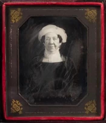 DaguerreotypeFirestLady02-350 - 1EarthMedia Dolley Madison Daguerreotype