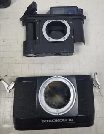 NikonosIII - 1EarthMedia Nikonos III inside