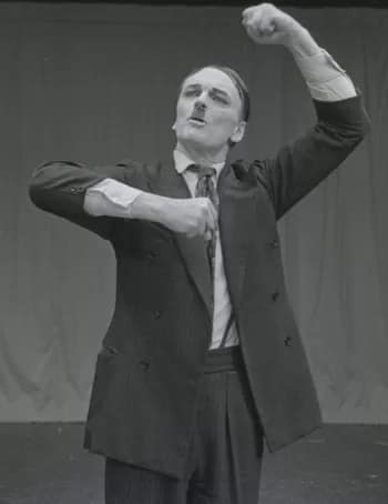 Actor John Bell in Brecht's Resistible Rise of Arturo Ui © Mark Anning photo All Rights Reserved