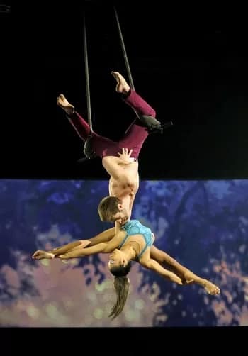 TheBeatlesCirqueduSoleil002-350 - 1EarthMedia Cirque du Soleil, The Beatles LOVE, Las Vegas