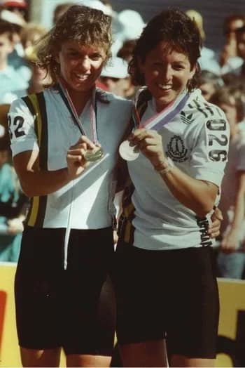 Kathryn Watt, gold and Kathleen Shannon, silver in the road race cycling - 1EarthMedia Kathryn Watt, gold and Kathleen Shannon, silver in the road race cycling