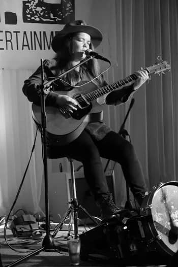 Minnie Marks - 1EarthMedia Minnie Marks