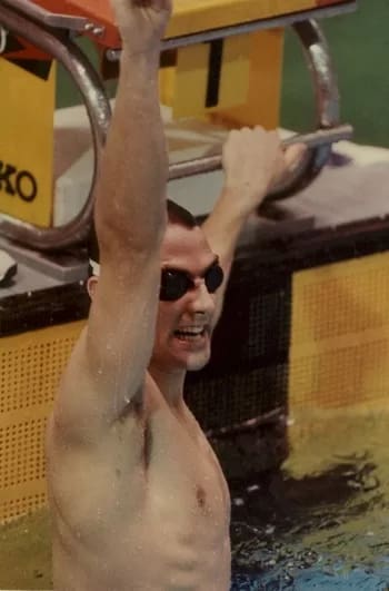 Martin Roberts wins gold - 1EarthMedia Martin Roberts wins gold