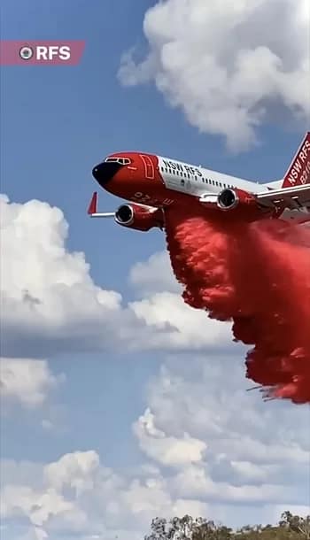 RFS aircraft - 1EarthMedia RFS 737 Large Air Tanker