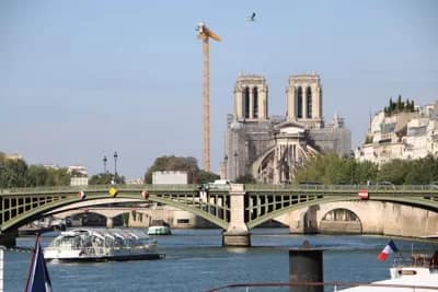 NotreDameParis-2-2 - 1EarthMedia Notre Dame de Paris © Mark Anning photo 2022