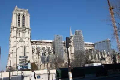 NotreDameParis-6 - 1EarthMedia Notre Dame de Paris © Mark Anning photo 2022