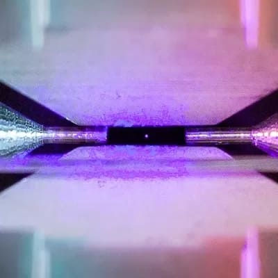 A photograph of an atom wins photo competition atom science photo