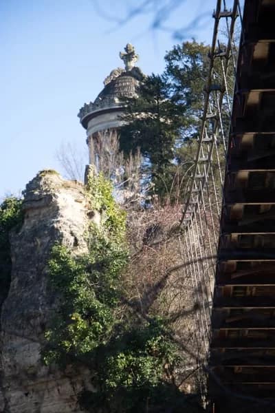 butte09-400 - 1EarthMedia Parc des Buttes Chaumont, Paris © Mark Anning photo 2022
