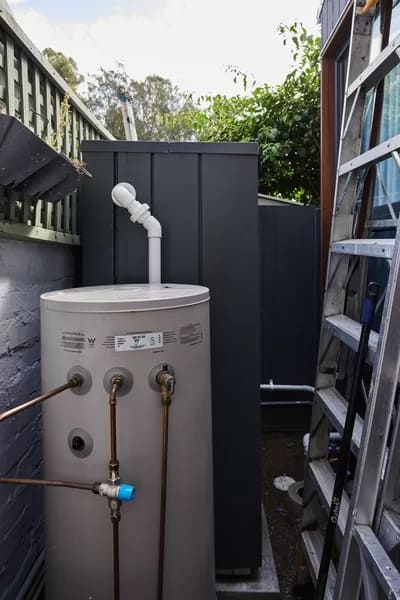 Impossible_House_005 - 1EarthMedia Photo courtesy of The ImPossible House