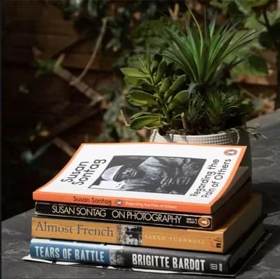 MastersPhotographyReadingList400 - 1EarthMedia Photography books, Paris