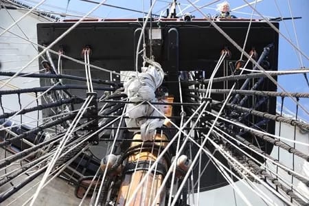 endeavour2019-032-300 - 1EarthMedia HMB Endeavour © 2019 Mark Anning photo. All Rights Reserved.