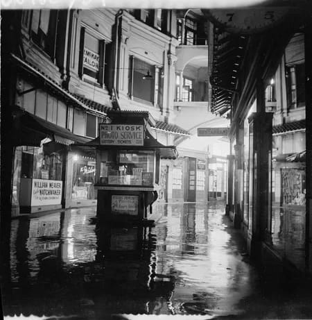 BrianBird - 1EarthMedia The Kiosk, by Brian Bird