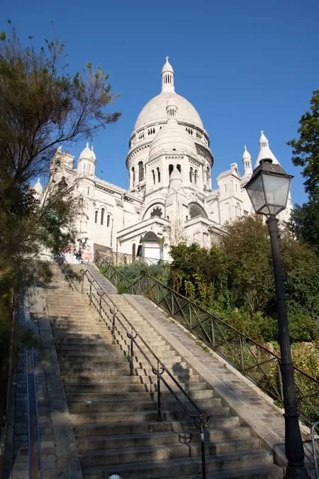MagnumWineFestival-ChurchOnaHill - 1EarthMedia Sacré Coeur Basilica