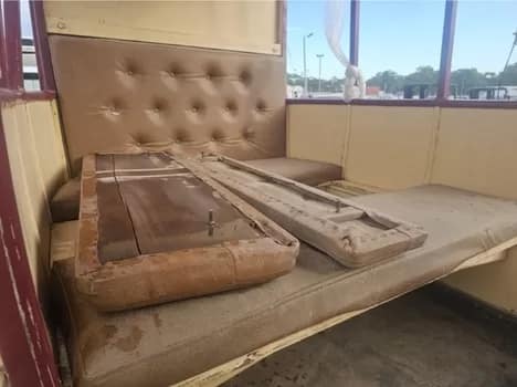 CobbCo008 - 1EarthMedia Cobb & Co coach interior