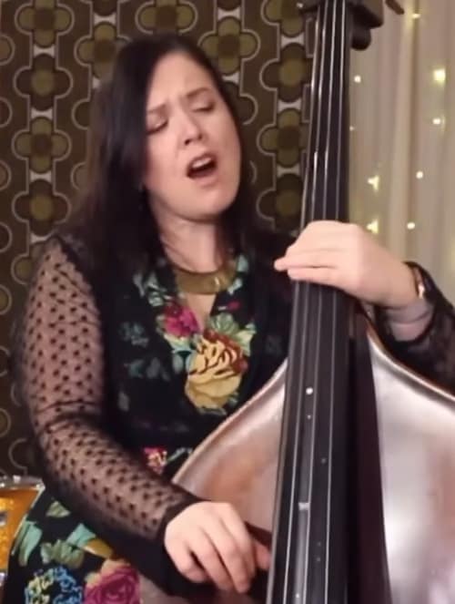 LizFrencham - 1EarthMedia