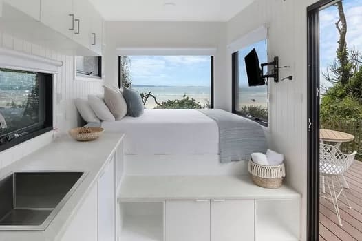 Byron Bay Tiny Home - 1EarthMedia Byron Bay Tiny Home