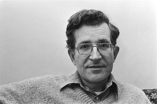 NoamChomsky02 - 1EarthMedia Photograph Source: Hans Peters / Anefo – Creative Commons Zero, Public Domain Dedication