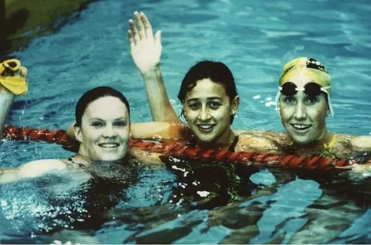 Julie McDonald, Hayley Lewis and Janelle Elford - 1EarthMedia Julie McDonald, Hayley Lewis and Janelle Elford win Gold at Auckland Commonwealth Games