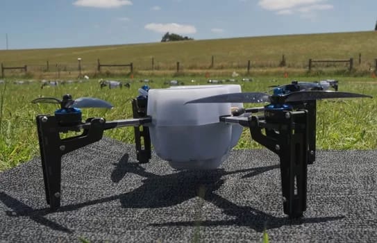 droneLightShowCASA - 1EarthMedia