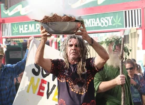 Welcome to Country at Mardi Grass © Mark Anning photo 2021