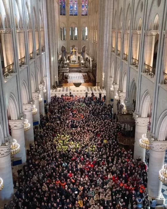 Photo shared by French president Emmanuel Macron showing all the people involved in the restoration of Notre-Dame.