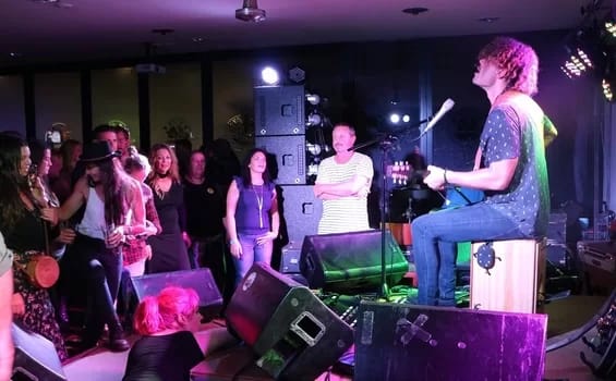 AshGrunwald007 - 1EarthMedia Ash Grunwald © Mark Anning photo 2019