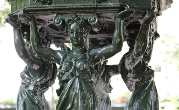 Wallace Fountain, Paris © Mark Anning photo 2021