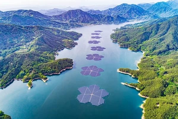 APEC2024-003 - 1EarthMedia Third prize: Floating solar plant and smart farm by Gil Young from the Republic of Korea.