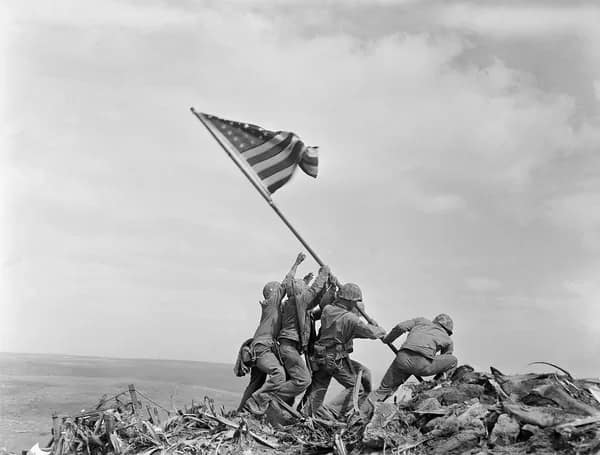 Raising_the_Flag_on_Iwo_Jima - 1EarthMedia Pulitzer Prize winning World War II photograph by Joe Rosenthal, Raising the flag on Iwo Jima