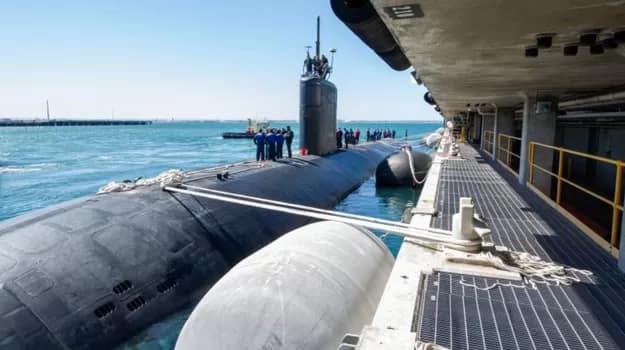USSannapolis - 1EarthMedia USS Annapolis (SSN 760), a Los Angeles class fast-attack submarine arrives at HMAS Stirling