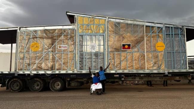 Andrew Quilty Tennant Creek006 - 1EarthMedia Tennant Creek’s first Explain Home, photo: Andrew Quilty