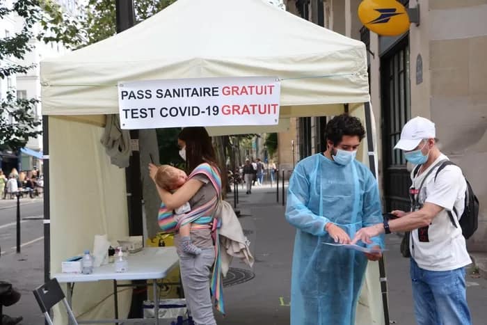 CovidProtestParis022-300 - 1EarthMedia Covid testing tent in Paris © 2021 Mark Anning photo
