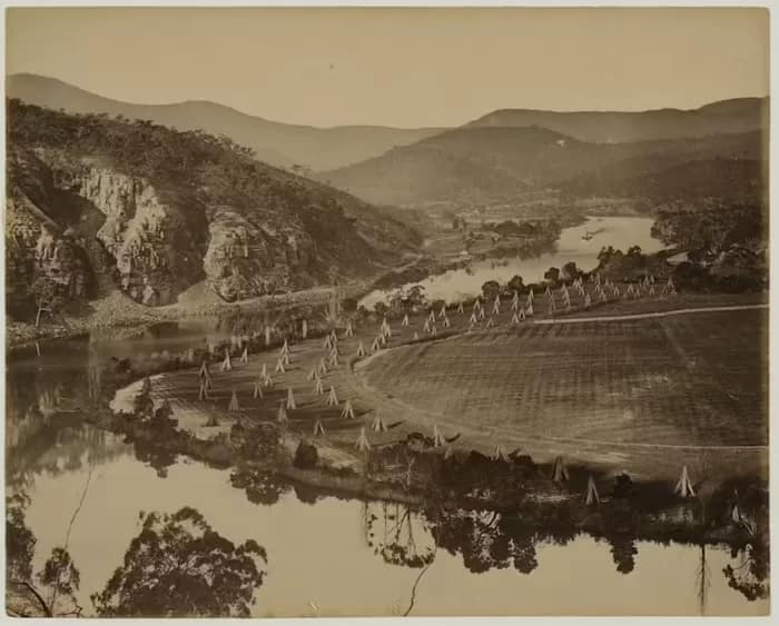 landscapephotography04-700 - 1EarthMedia This photograph frames a harmonic interaction of settlement, agriculture and geography on the lowlands along the Derwent River. John Beattie, Hop Garden, New Norfolk, 1895โ1898. Albumen print. Art Gallery of New South Wales