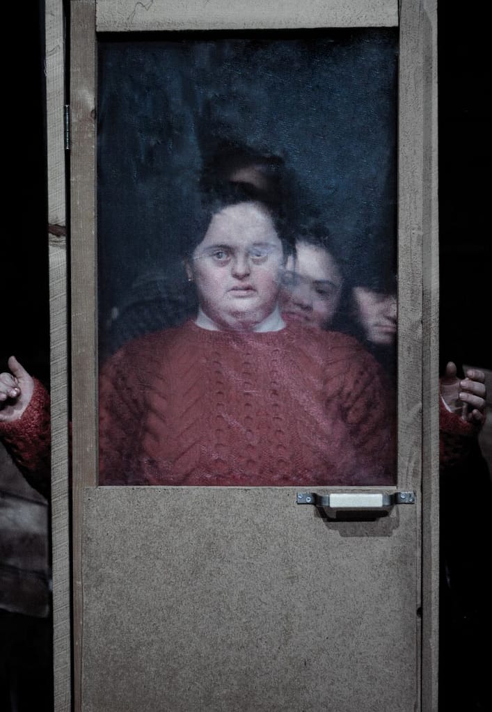 Head-On-001 - 1EarthMedia