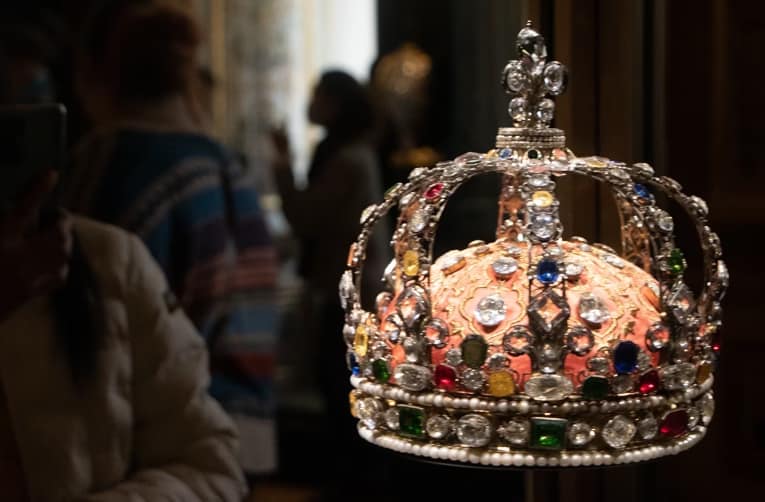 The French Crown Jewels stolen from the Louvre, Paris French Crown Jewels in the Louvre © Mark Anning photo 2022