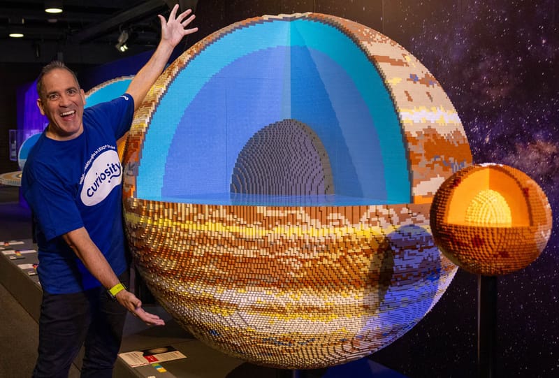 Curiosity_Brickman_Ryan McNaught-021-800 - 1EarthMedia CURIOSITY: Building Breakthroughs in LEGO® Bricks