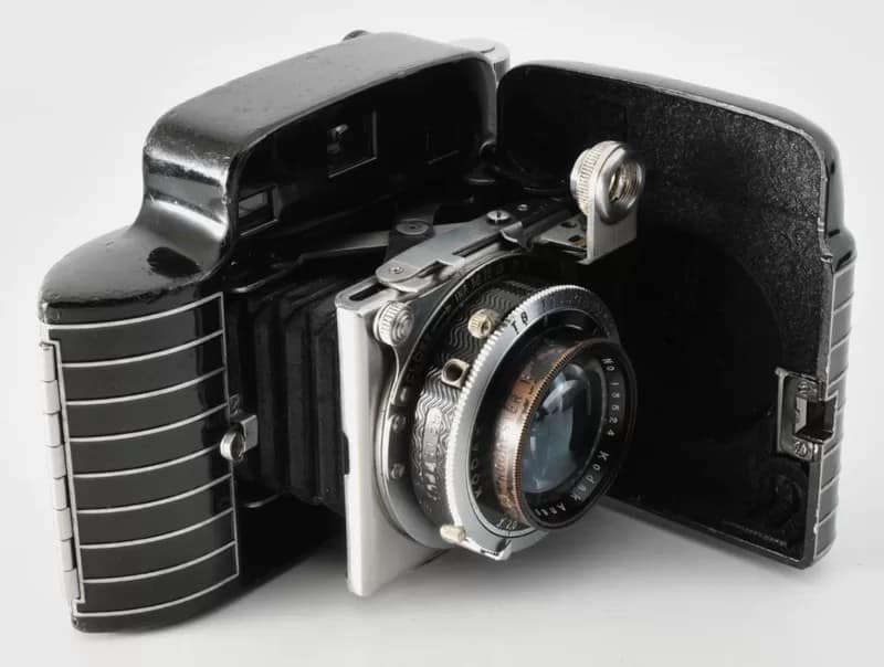 KodakBantam - 1EarthMedia Kodak Bantam Special camera