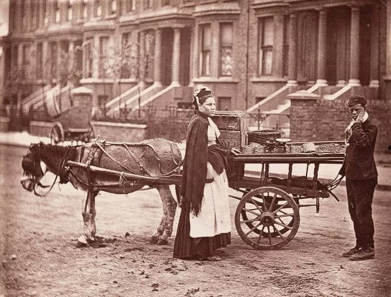John Thompson photographer - 1EarthMedia John Thomson Photographing Victorian Street Life in London