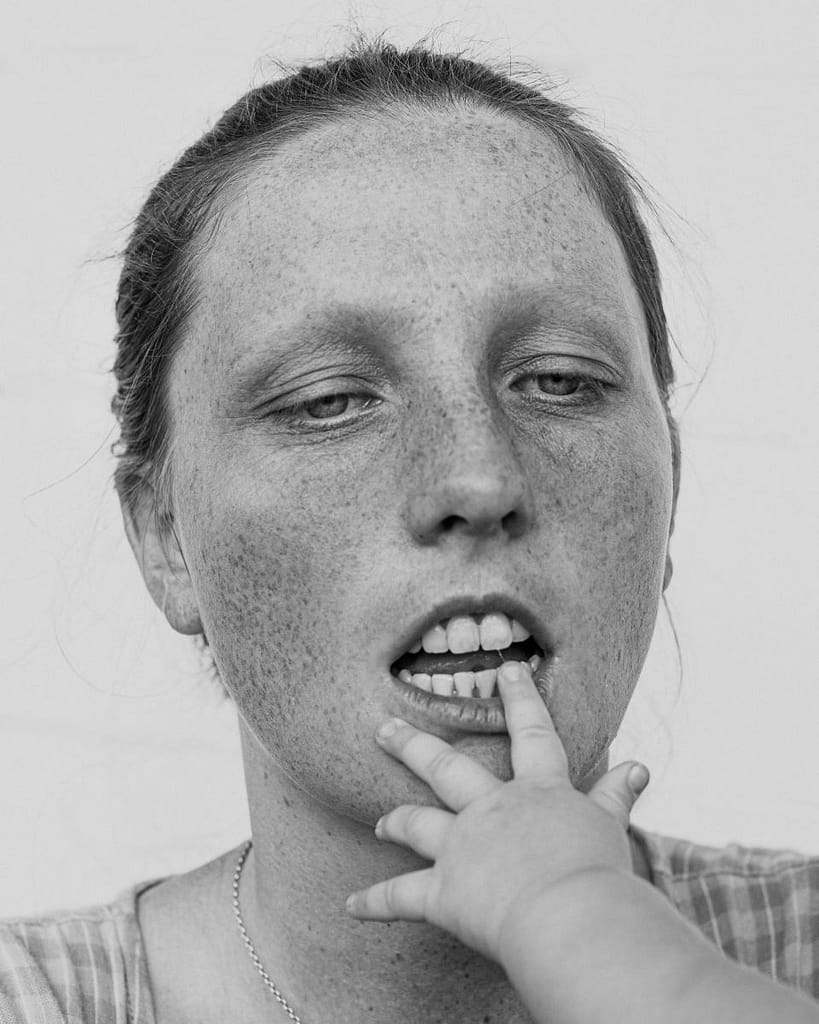 image-2 - 1EarthMedia Marika Lortkipanidze with The invisible doors