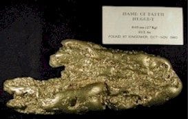 handfaith - 1EarthMedia The Hand of Faith gold nugget